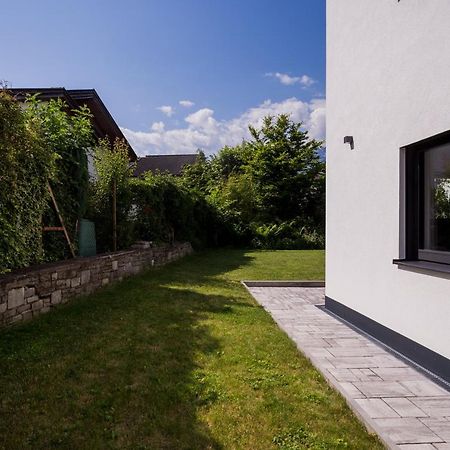 Moderne Wohnung Mit Terrasse Innsbruck Exterior foto
